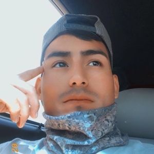 Meet your Posher, Ari